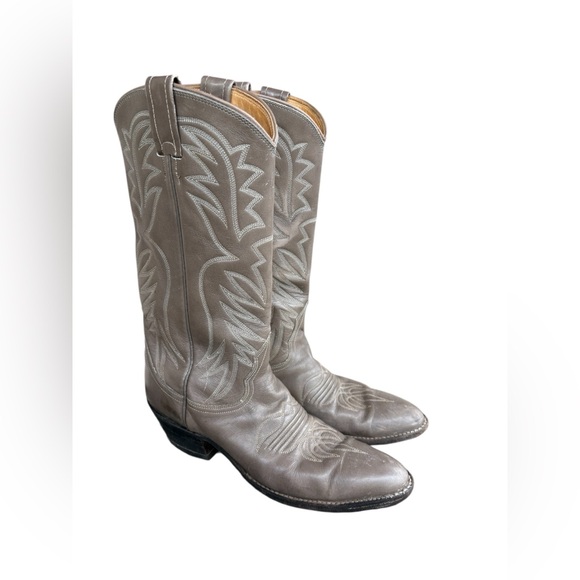 Nocona Shoes - Nocona Womens Vintage grayish Leather Western Boots with Stitch Detail sz 7 used